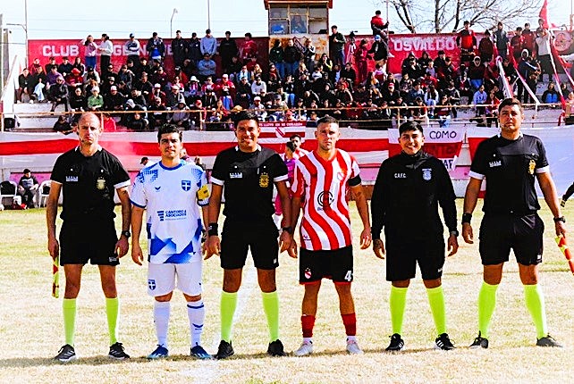 000 Newbery Atenas 00
