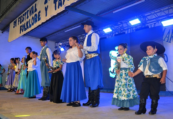 00 IDAF BAILE2
