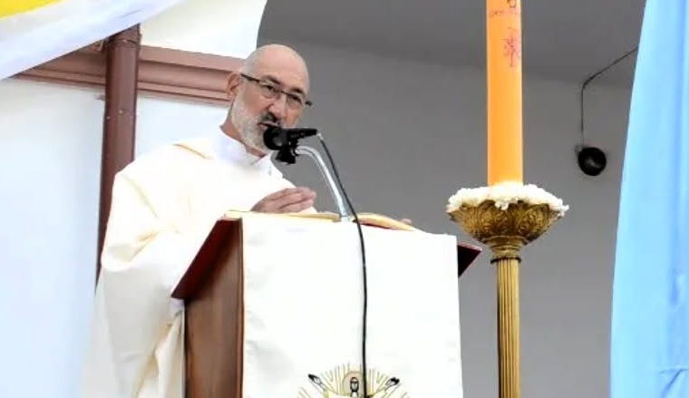 00 roberto papa2