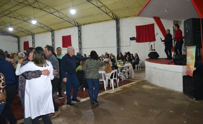 1a ranche25 baile2