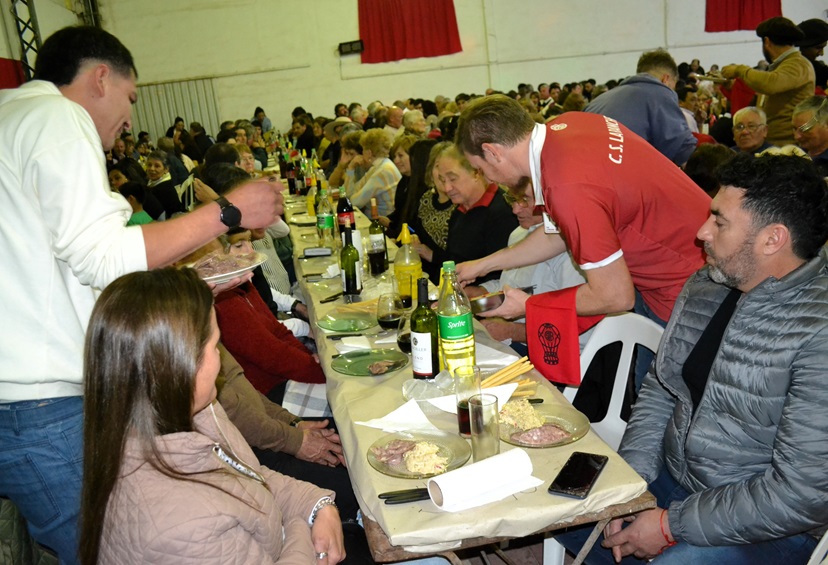 1a ranche25 comida2