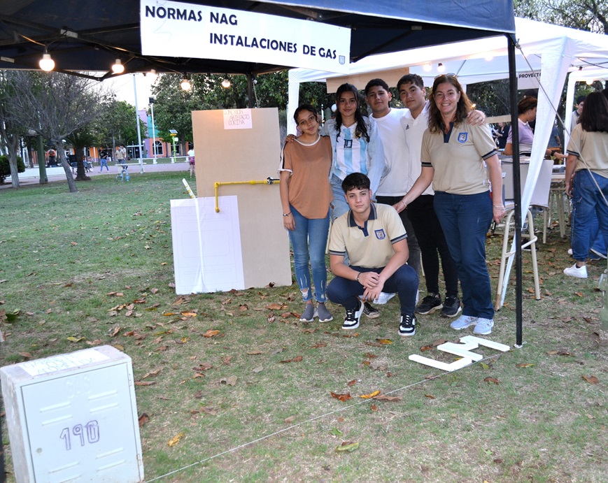 feria ipet 04 bb