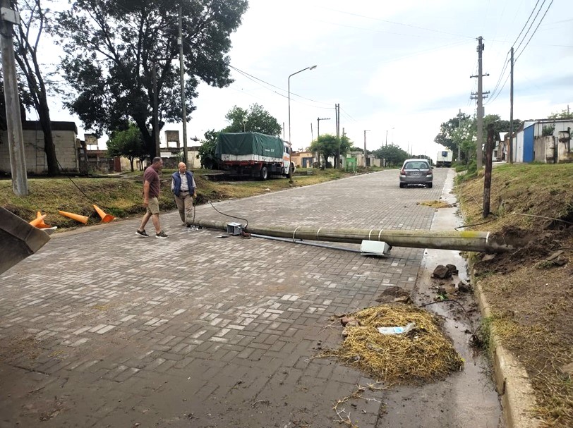 poste cemento ucacha